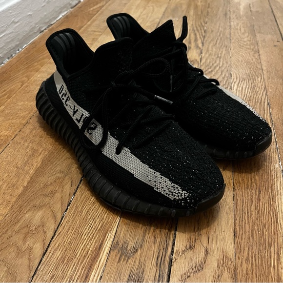 Yeezy Other - Men’s Yeezys Black Size 8.5